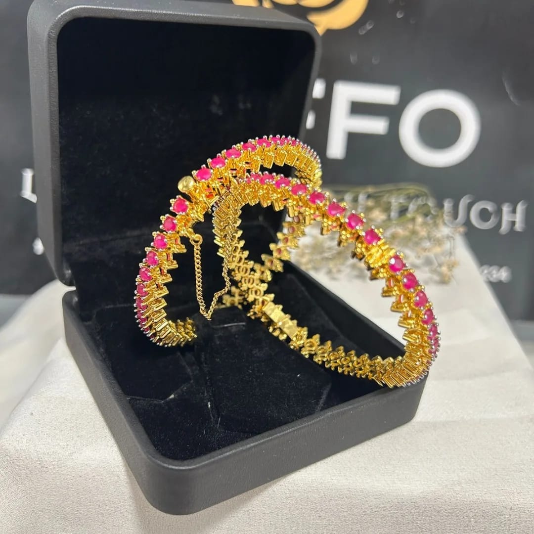 Premium GOLDPLATED Openable Bangles