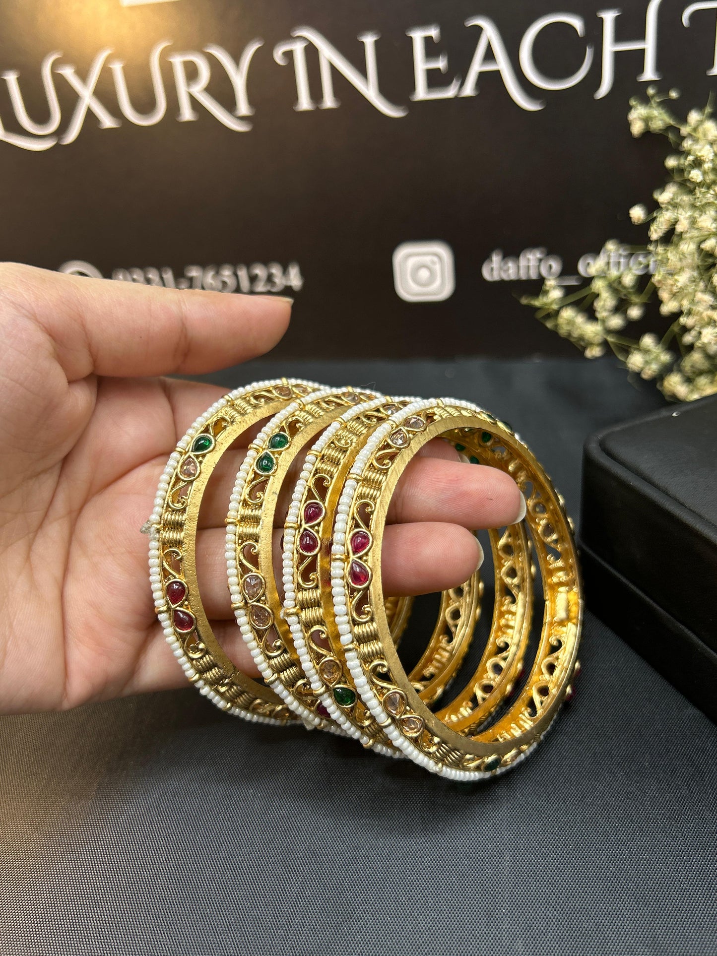 Zauviaa 4PC Indian Pearl-Work Bangles