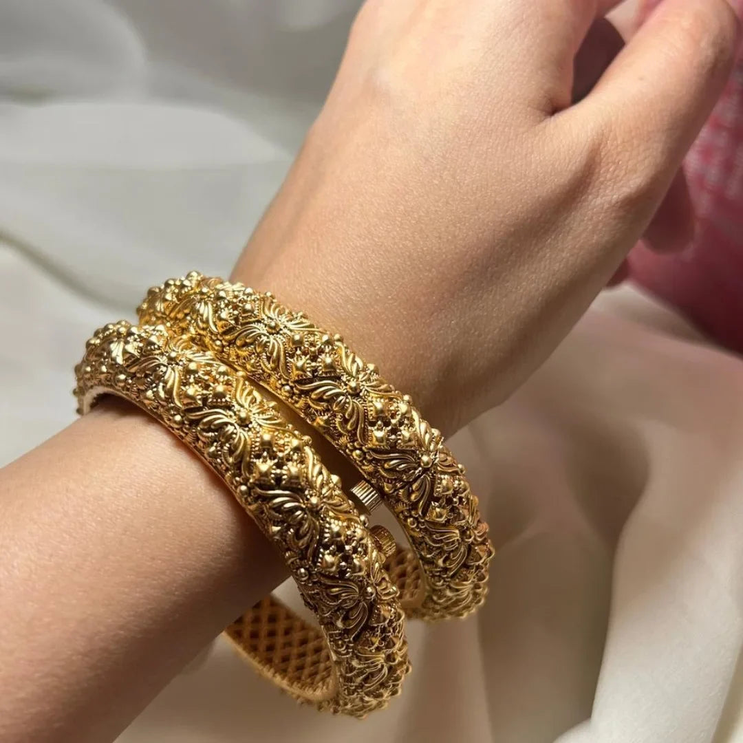 RAJWARI GOLDPLATED INDIAN KARAH 