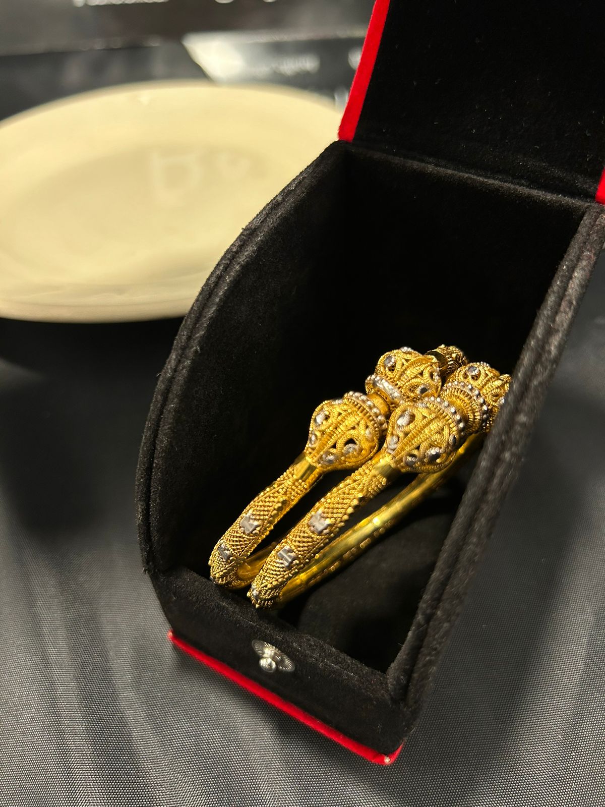 RP gold sway handcuff (pair)