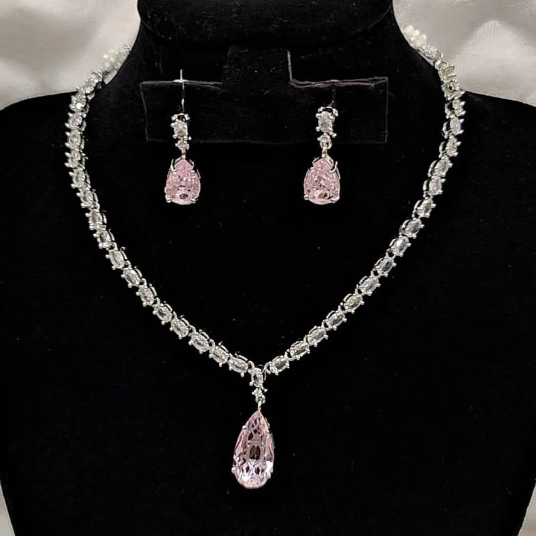 Droplet Stone Necklace Set